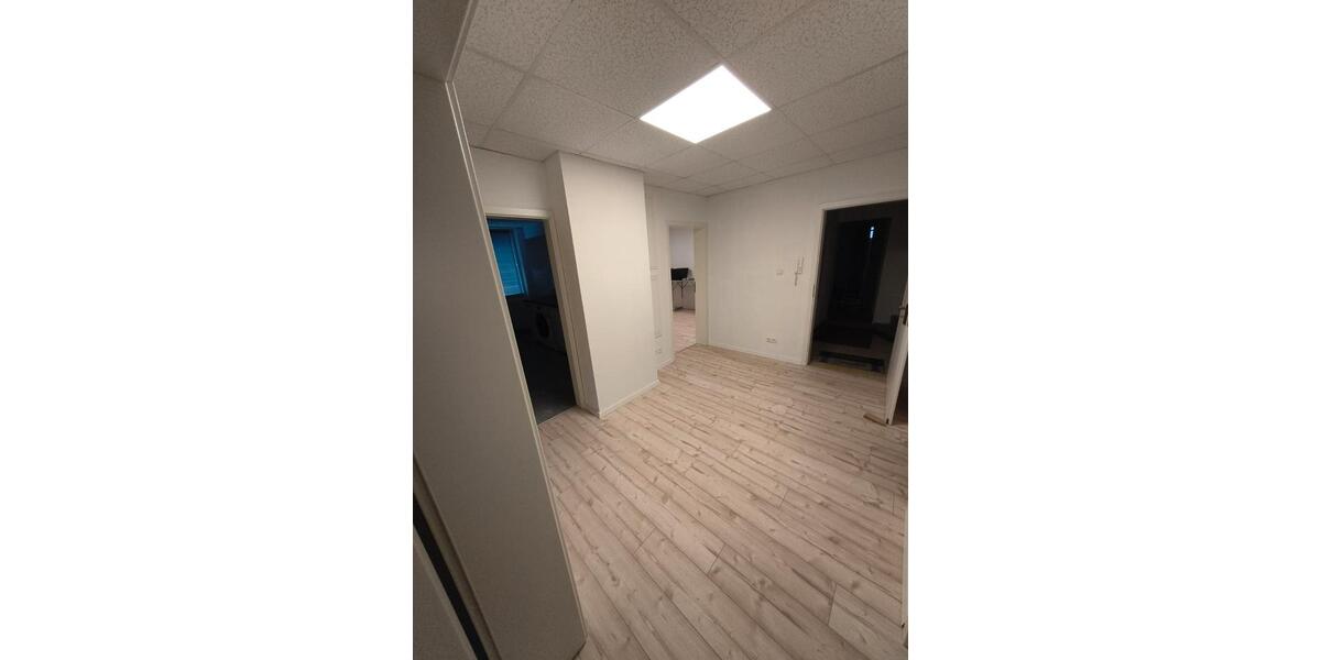 Etagenwohnung Oberhausen - 3 Zimmer, 74 m&sup2;, 740&euro; | Angebot:27592881