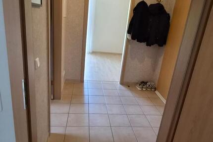 Wohnung Dinslaken Hiesfeld - 2.5 Zimmer, 63 m&sup2;, 808&euro; | Angebot:27565003