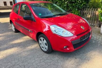 Renault Clio 57.000 km 1.999 &euro; Oberhausen 46049