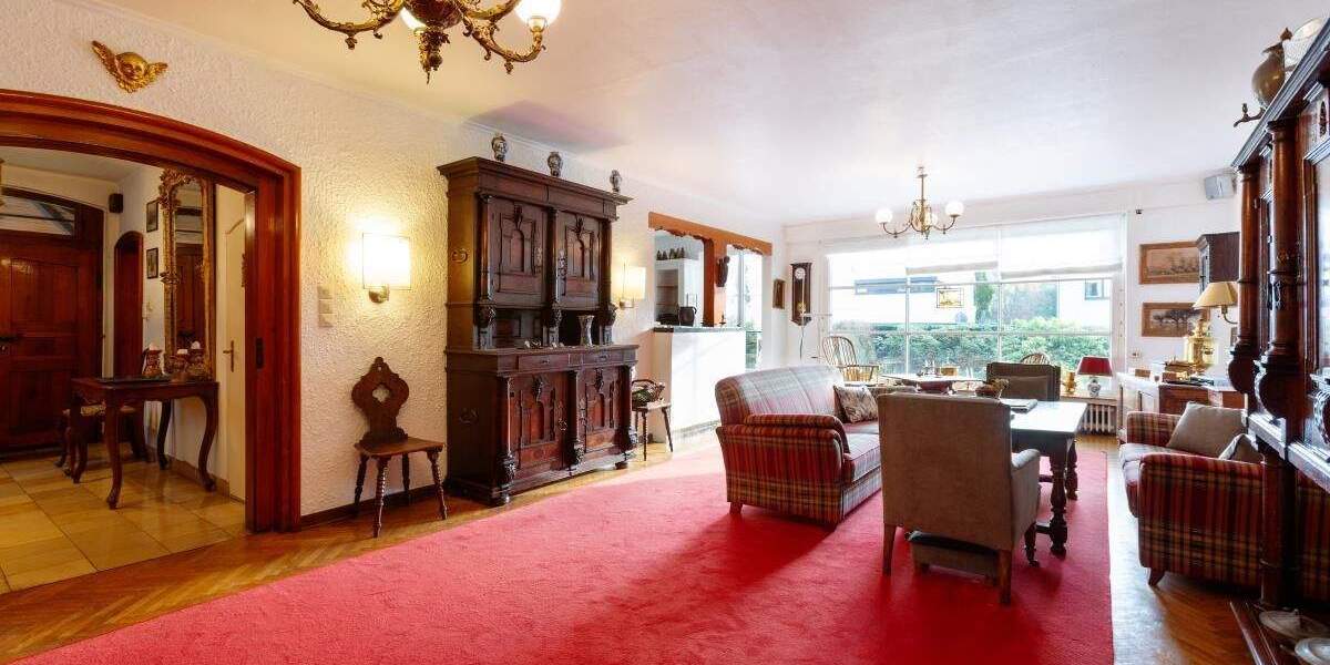 Drei-Familienhaus in Ratingen-Hösel 1 zimmer