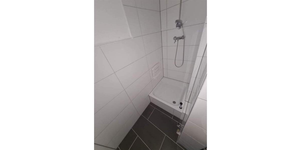 Etagenwohnung Dinslaken Innenstadt - 3 Zimmer, 81 m&sup2;, 630&euro; | Angebot:24884916