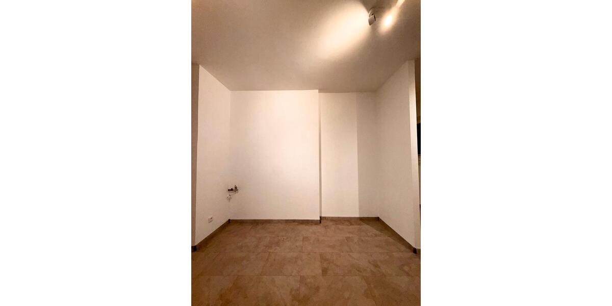 Erdgeschoßwohnung Essen Stadtbezirk IX - 1.5 Zimmer, 33 m&sup2;, 450&euro; | Angebot:26356498