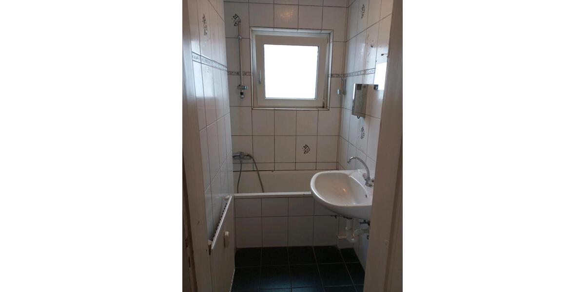 Etagenwohnung Oberhausen - 4 Zimmer, 92 m&sup2;, 122.000&euro; | Angebot:25305230