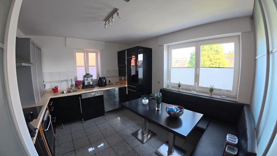 Etagenwohnung Wesel Fusternberg - 3 Zimmer, 113 m&sup2;, 1.250&euro; | Angebot:27592162