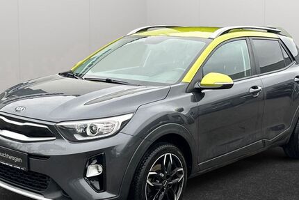 Kia Stonic 52.520 km 11.790 € Oer-Erkenschwick 45739