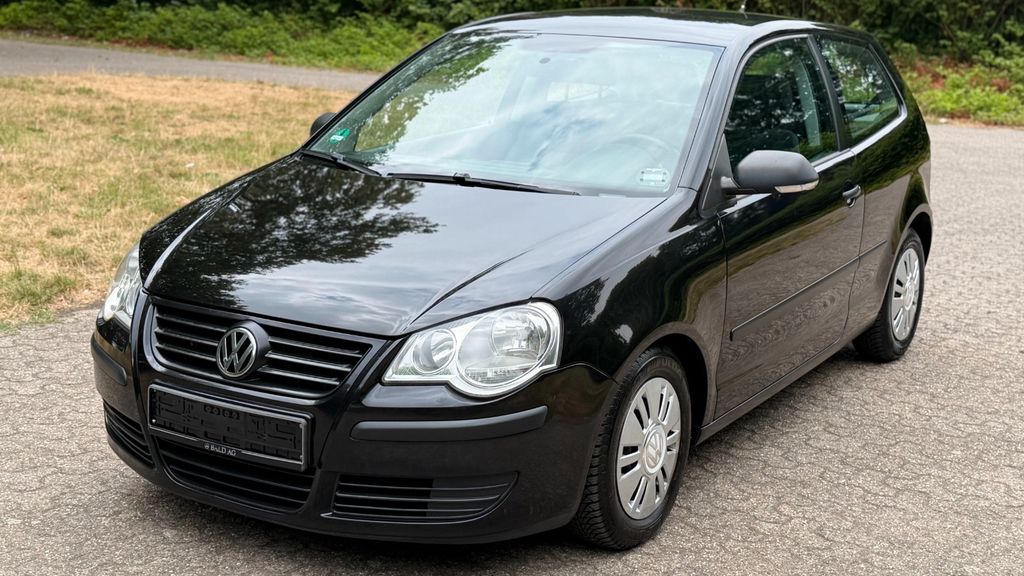 VW Polo 175.300 km 2.699 &euro; Oberhausen 46045