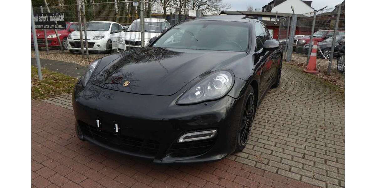 Porsche Panamera 206.000 km 24.490 &euro; Duisburg 47249