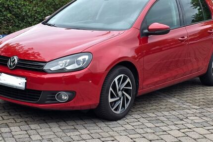 VW Golf 82.500 km 6.850 &euro; Essen 45134