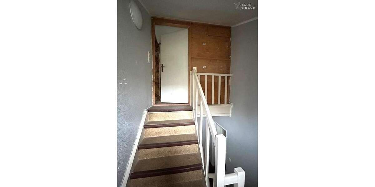 Mehrfamilienhaus mit 5 Stellplätzen und großem Grundstück mit Carport 1 zimmer