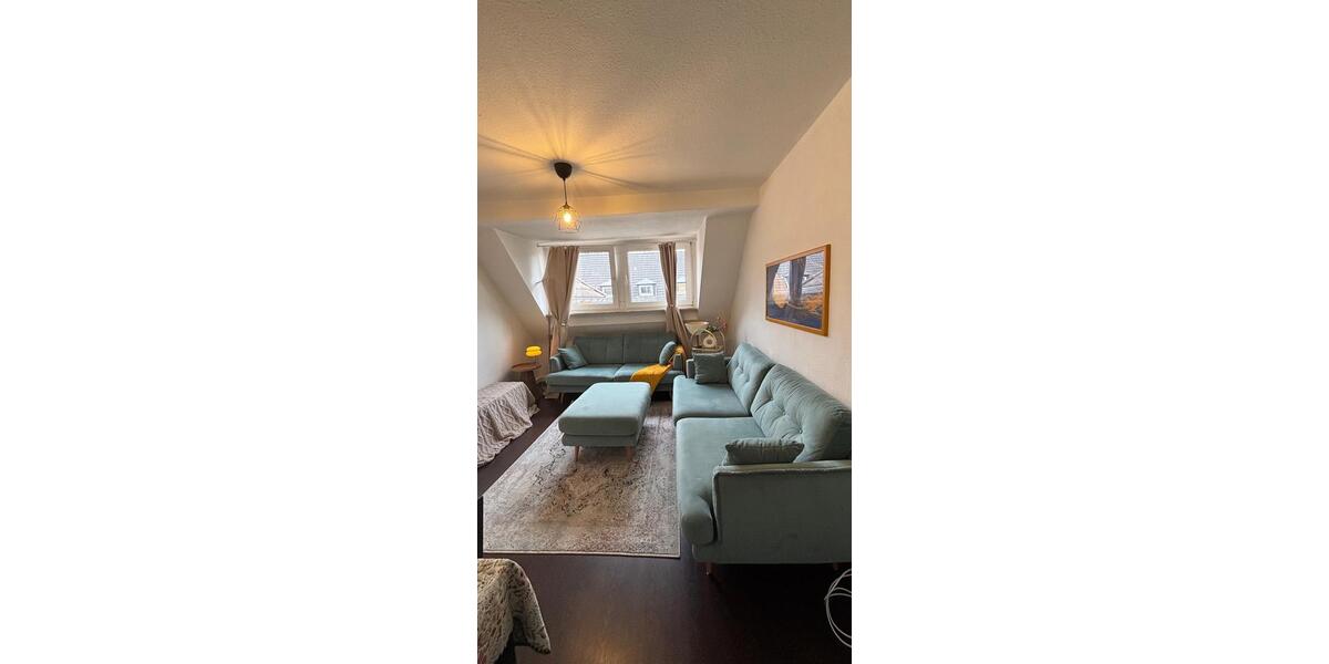 Dachgeschoßwohnung Essen Stadtbezirk II - 3 Zimmer, 65 m&sup2;, 920&euro; | Angebot:26312977