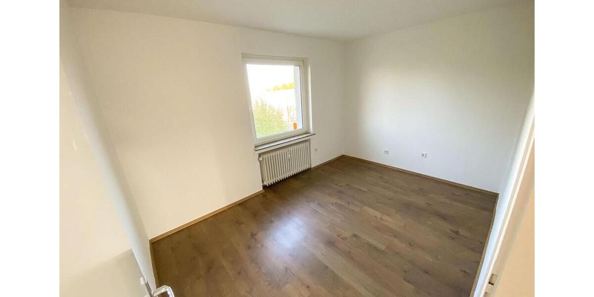 Etagenwohnung Castrop-Rauxel Deinighausen - 4 Zimmer, 93 m&sup2;, 790&euro; | Angebot:26382803