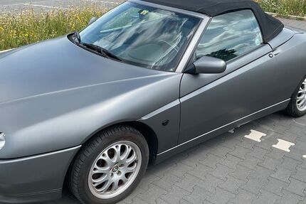 Alfa Romeo Spider 196.000 km 4.100 &euro; Moers 47441