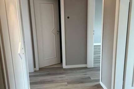 Wohnung Essen-Kray Kray - 3 Zimmer, 58 m&sup2;, 750&euro; | Angebot:27385188
