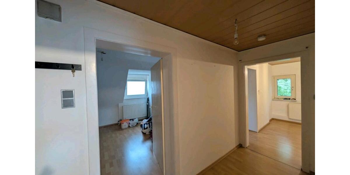 Dachgeschoßwohnung Gladbeck - 3 Zimmer, 47 m&sup2;, 457&euro; | Angebot:26311929