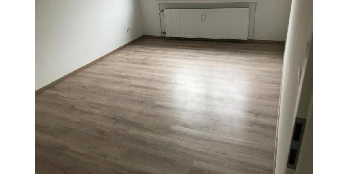 Etagenwohnung Wesel - 3 Zimmer, 98 m&sup2;, 259.000&euro; | Angebot:27620905