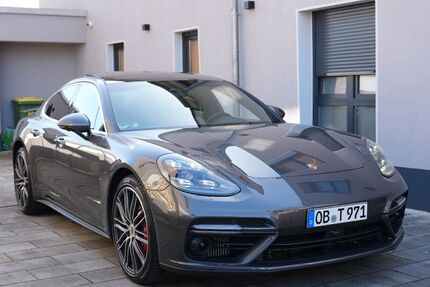 Porsche Panamera 60.000 km 81.900 &euro; Oberhausen 46119