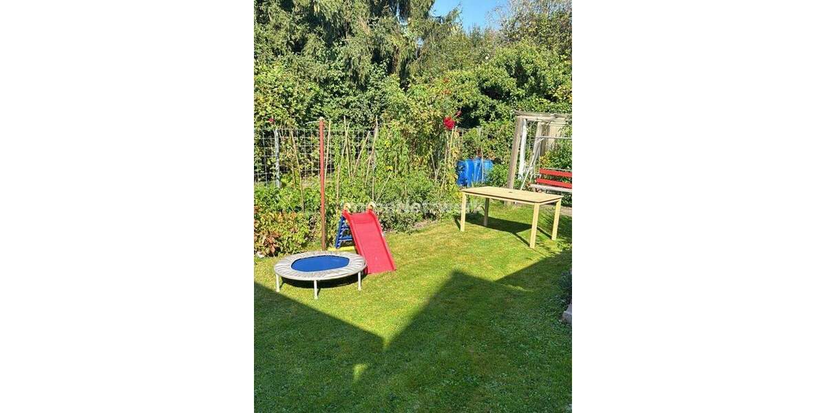 Mehrfamilienhaus mit 7 Wohnungen, Garage und ein Einfamilienhaus als Paket in Herne-Süd 1 zimmer