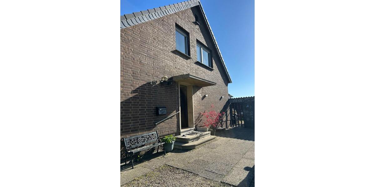 Doppelhaushälfte Rheinberg - 6 Zimmer, 120 m&sup2;, 360.000&euro; | Angebot:26313035