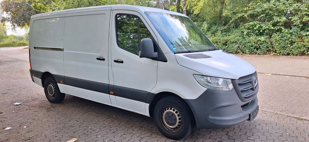 Mercedes-Benz Sprinter 321.034 km 15.800 &euro; Velbert 42549