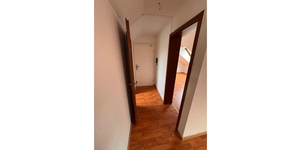 Dachgeschoßwohnung Herne Baukau - 2 Zimmer, 40 m&sup2;, 420&euro; | Angebot:26305502