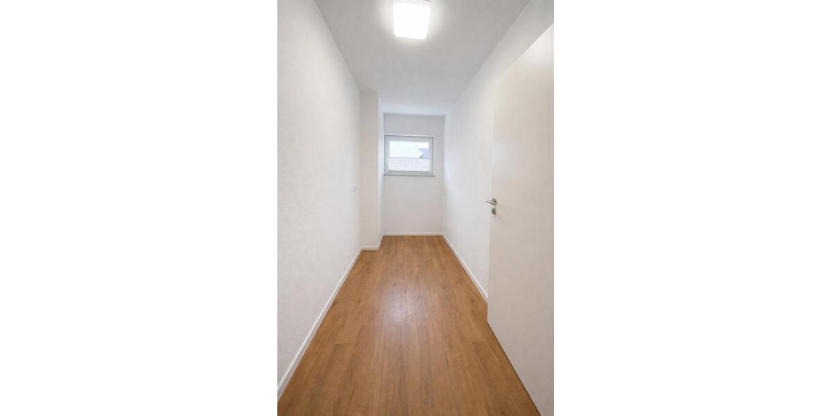 Etagenwohnung Oberhausen Alt-Oberhausen - 2 Zimmer, 68 m&sup2;, 700&euro; | Angebot:25220410