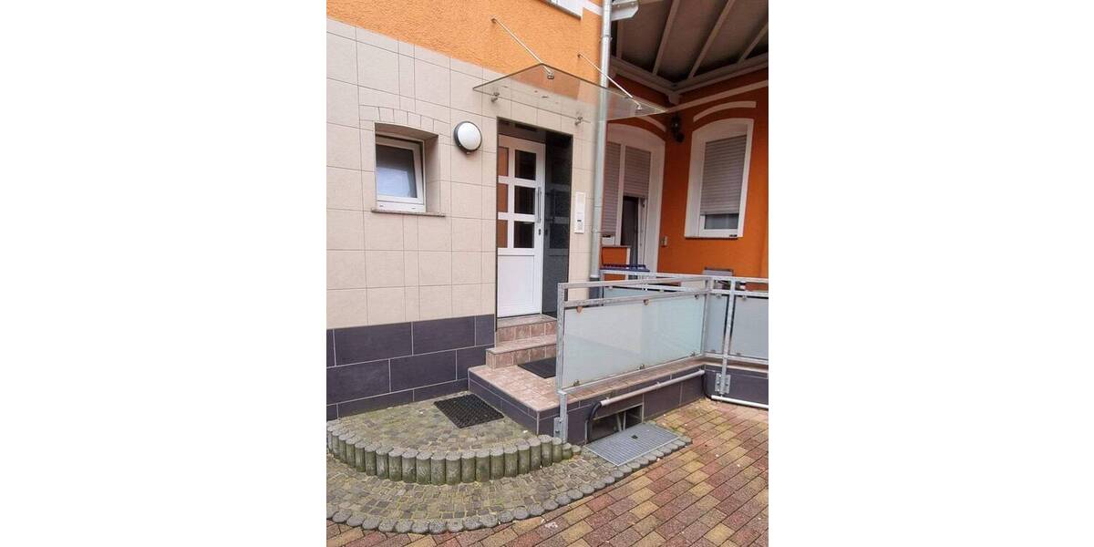 Etagenwohnung Oberhausen Sterkrade-Mitte - 3 Zimmer, 90 m&sup2;, 680&euro; | Angebot:26920815