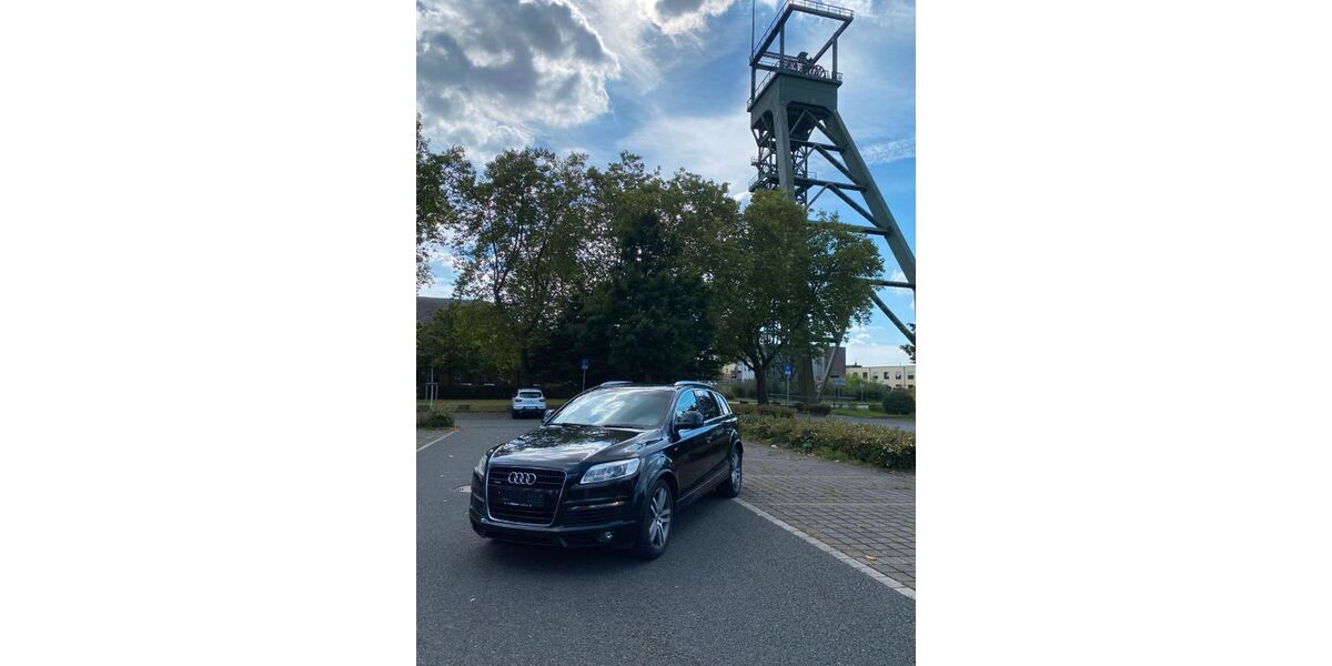 Audi Q7 225.000 km 10.999 € Oberhausen 46149