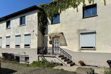 Haus Duisburg Mittelmeiderich - 3 Zimmer, 109.260&euro; | Angebot:26869136