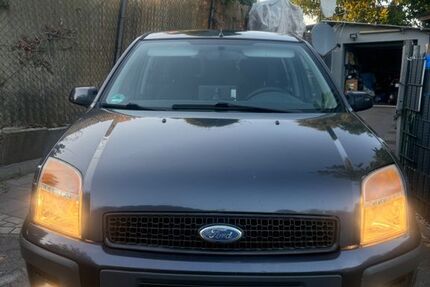 Ford Fusion 126.399 km 2.897 &euro; Oberhausen 46145