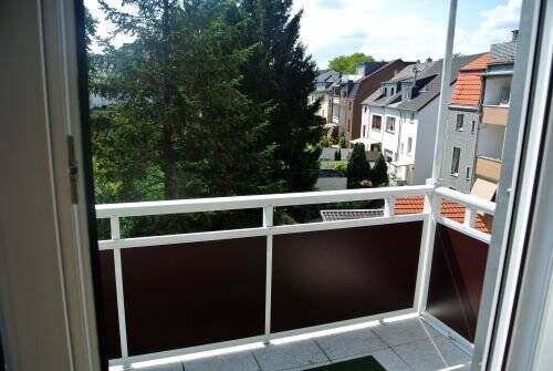 Im Königreich Mülheim-Broich 2 Zimmer Dachgeschoss im gepflegten Altbau mit Balkon** 2 zimmer