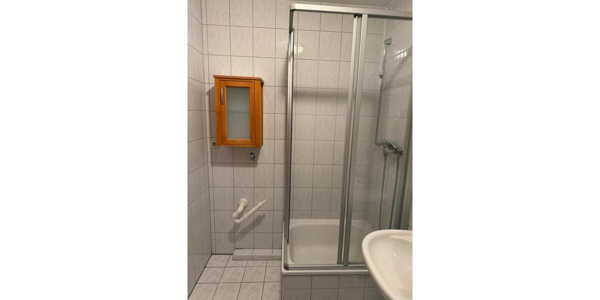 Dachgeschoßwohnung Moers Rheinkamp - 2 Zimmer, 55 m&sup2;, 650&euro; | Angebot:26272244