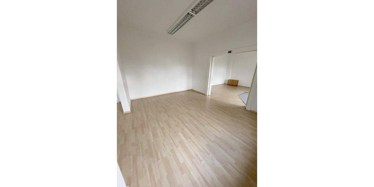 Etagenwohnung Oberhausen Altstadt-Mitte - 4 Zimmer, 113 m&sup2;, 960&euro; | Angebot:24875520