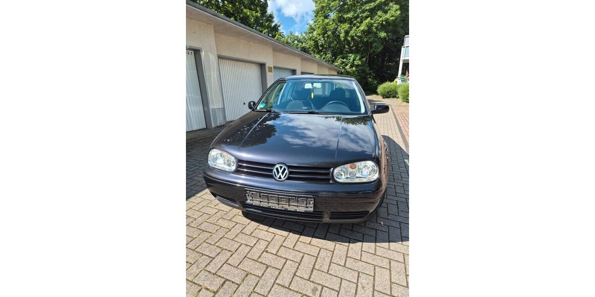 VW Golf 194.327 km 1.500 &euro; Dinslaken 46535