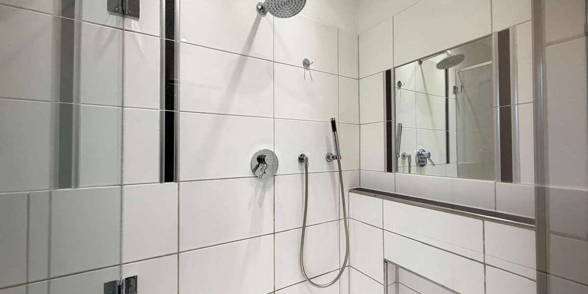 Dreifamilienhaus in Oberhausen-Lirich mit Garten, Dachterrasse und 296 m² Bauland inklusive - Mehrfamilienhaus, Wohnhaus Oberhausen Alstaden | Angebot:27493794