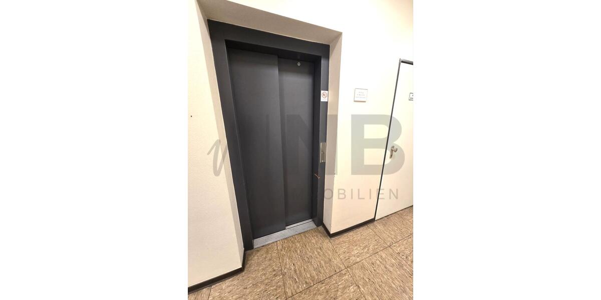 Räumlichkeiten für Pflegedienste o.ä. in Sterkrade-Mitte! zimmer