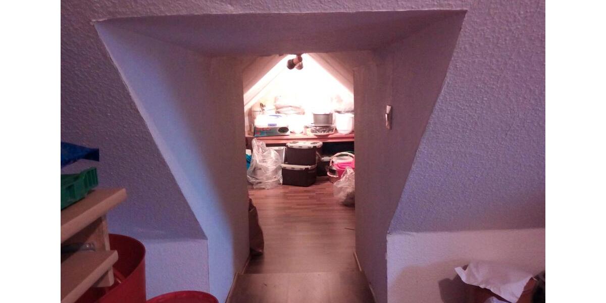 Dachgeschoßwohnung Bochum Querenburg - 4.5 Zimmer, 88 m&sup2;, 822&euro; | Angebot:26279651