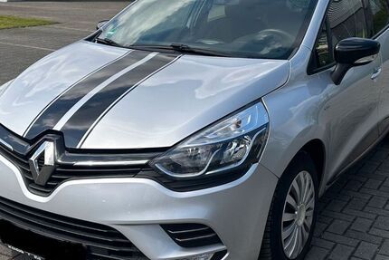 Renault Clio 75.500 km 7.200 &euro; Oberhausen 46049