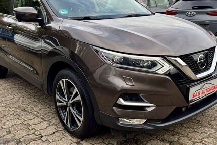 Nissan Qashqai 108.320 km 14.999 &euro; Moers 47445
