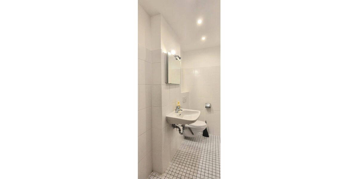 Etagenwohnung Essen Stadtwald - 2 Zimmer, 70 m&sup2;, 222.000&euro; | Angebot:26128173