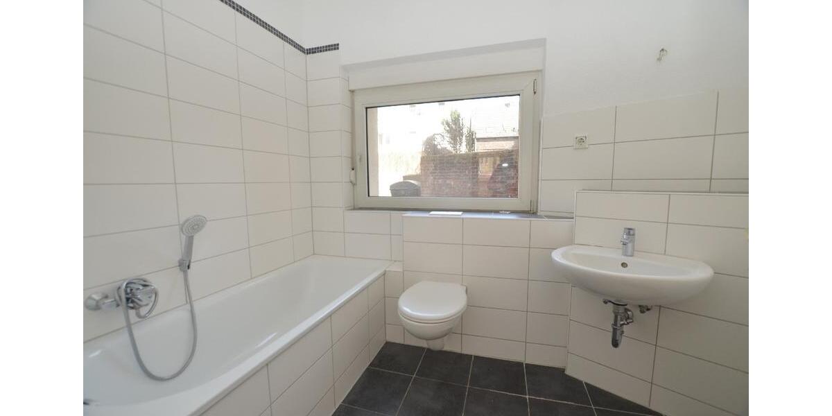 Erdgeschoßwohnung Gelsenkirchen Gelsenkirchen-Mitte - 2 Zimmer, 63 m&sup2;, 473&euro; | Angebot:26405903