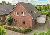 Haus zum Kaufen in Krefeld 592.000 € 145 m²
