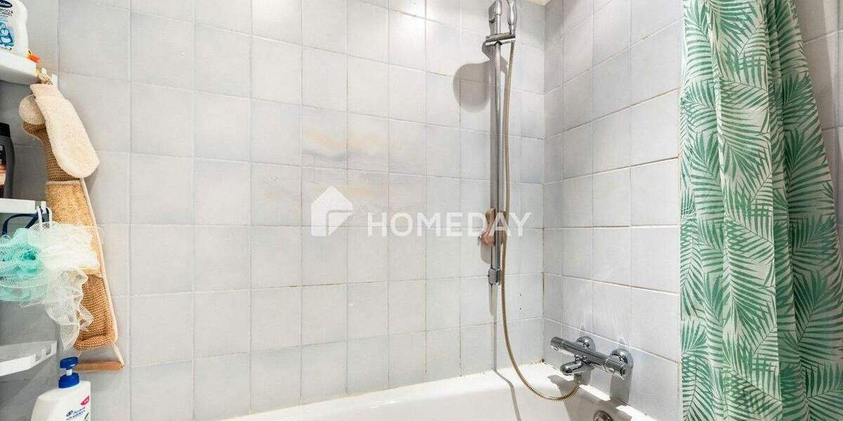 Charmante 3-Zimmer-Wohnung mit Balkon, Aufzug und Garage in Wanne-Eickel 3 zimmer