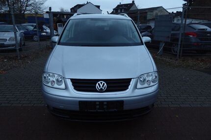VW Touran 196.000 km 3.990 &euro; Duisburg 47249