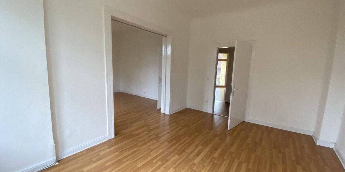 Etagenwohnung Oberhausen Sterkrade-Mitte - 4 Zimmer, 108 m&sup2;, 819&euro; | Angebot:26919396