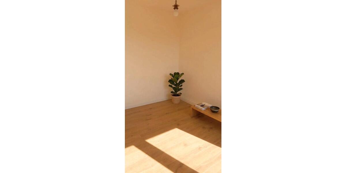 Etagenwohnung Gelsenkirchen Ückendorf - 4 Zimmer, 75 m&sup2;, 562&euro; | Angebot:26271024