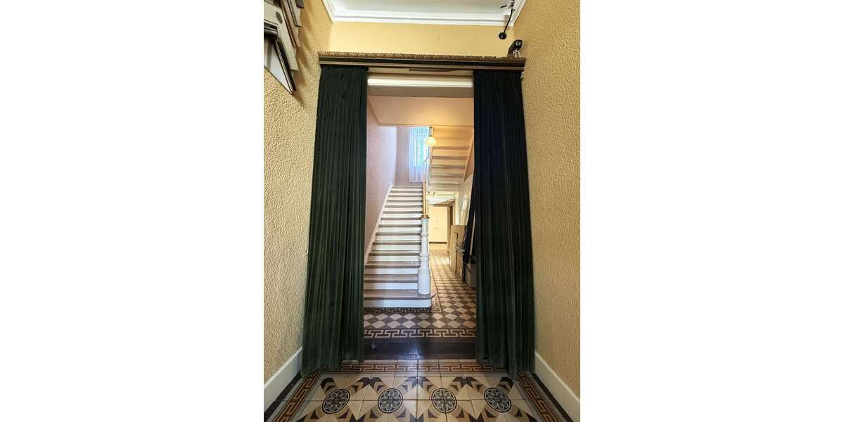 Einfamilienhaus Gelsenkirchen - 6 Zimmer, 188 m&sup2;, 265.000&euro; | Angebot:25571352