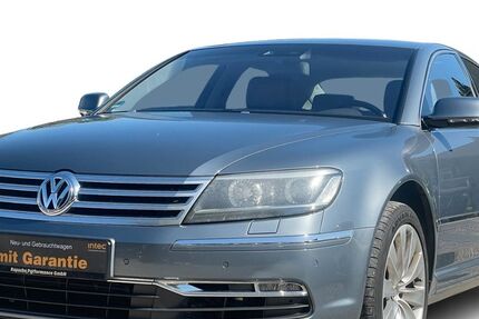 VW Phaeton 183.196 km 12.180 € Duisburg 47249