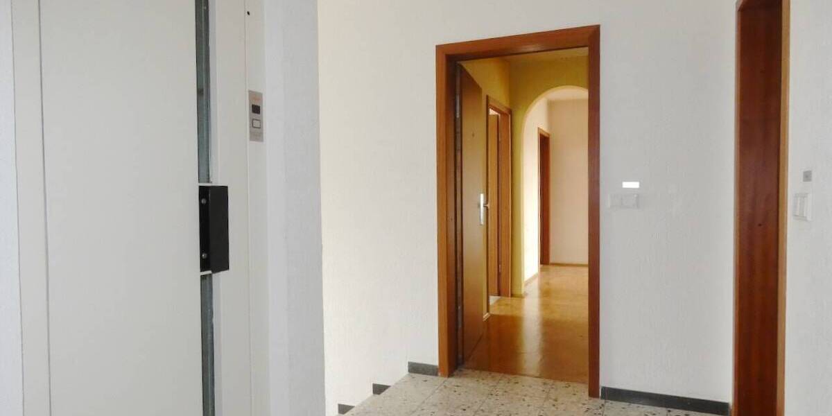 Etagenwohnung Ratingen Lintorf - 3 Zimmer, 83 m&sup2;, 210.000&euro; | Angebot:26806481