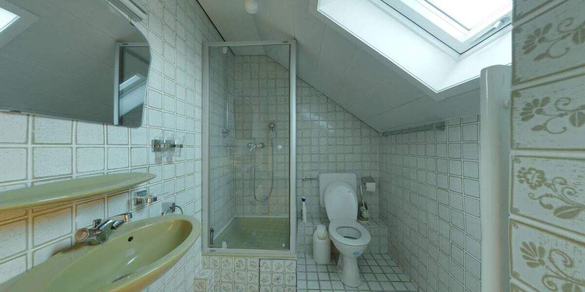 Einfamilienhaus Ratingen Homberg - 6 Zimmer, 122 m&sup2;, 429.000&euro; | Angebot:25916313