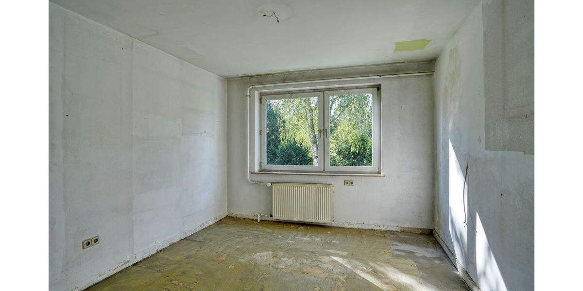 Etagenwohnung Bochum Altenbochum - 4 Zimmer, 84 m&sup2;, 190.000&euro; | Angebot:23956647